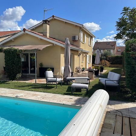 Villa Individuelle - Chassieu Exteriér fotografie