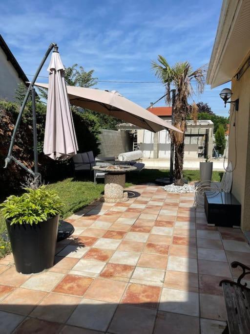 Villa Individuelle - Chassieu Exteriér fotografie
