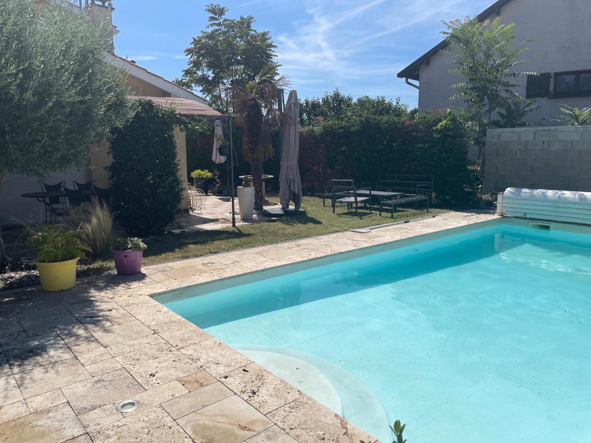 Villa Individuelle - Chassieu Exteriér fotografie